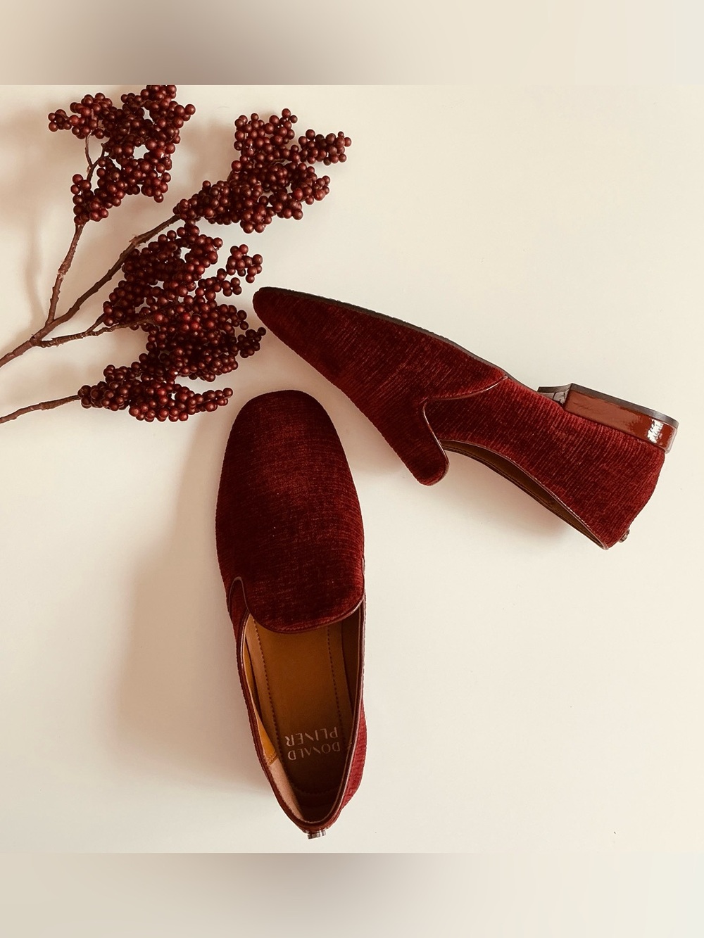 Donna Pliner Blera Flats Sz 8.5